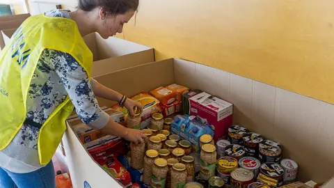 Inicio de una nueva edición de _La Gran Recogida_ del Banco de Alimentos en el hipermercado E.Leclerc.(8). IÑIGO ALZUGARAY