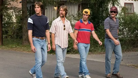 Película de universitarios de Linklater. 