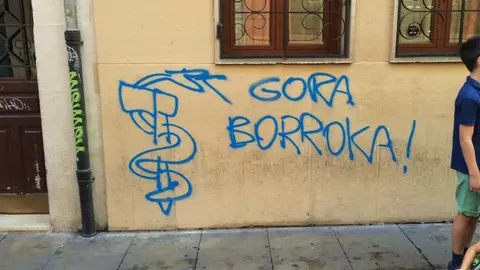 Las consignas proetarras que el cuatripartito ha consentido en el casco antiguo de Pamplona durante Sanfermines Chiquitos (23)
