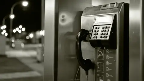 Una cabina telefónica. ARCHIVO