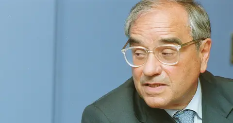 Rodolfo Martín Villa