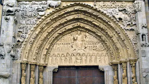 Portada románica de Sangüesa.