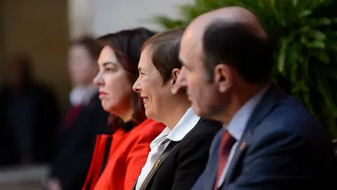 Entrega de la Medalla de Oro de la Comunidad, máximo galardón que concede el Ejecutivo y que en esta ocasión reciben a título póstumo los historiador (18)