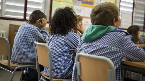 Un grupo de niños en la escuela EFE