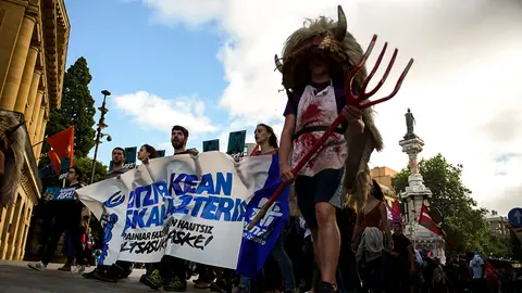 Ernai se manifiesta en rechazo a la sentencia por la agresión de dos guardias civiles en Alsasua. PABLO LASAOSA 12