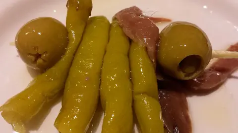 Una gilda en un bar ARCHIVO