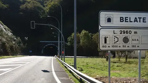 Imagen de archivo de los túneles de Belate en la N-121-A. CEDIDA