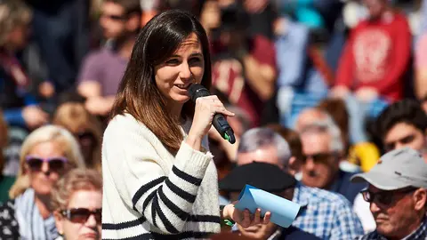 El secretario general de Podemos, Pablo Iglesias, interviene en un acto con la militancia del partido. MIGUEL OSÉS 5