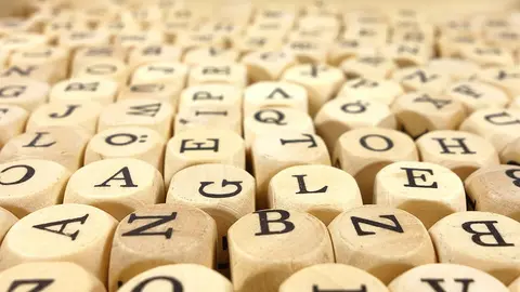 Letras para un juego de palabras. ARCHIVO