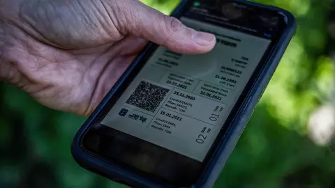 El 'pasaporte Covid' puesto en marcha por el Gobierno de Israel para todas aquellas personas que hayan sido vacunadas. ILIA YEFIMOVICH/DPA