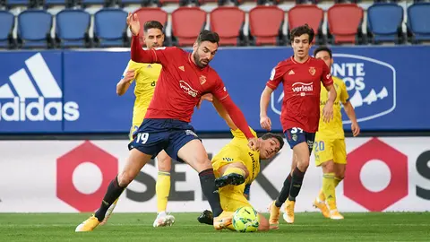 Partido entre Osasuna y Cadiz perteneciente a la jornada 36 de La Liga disputado en el estadio de El Sadar de Pamplona. MIGUEL OS&Eacute;S