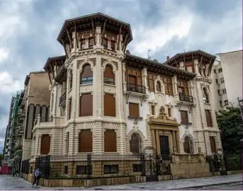 La casa Goicoechea, en el centro de Pamplona.