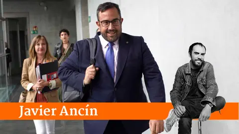 El consejero Javier Rem&iacute;rez comparece en comisi&oacute;n parlamentaria para explicar la gesti&oacute;n de la emergencia de los incendios que se han sucedido recientemente en Navarra. I&Ntilde;IGO ALZUGARAY