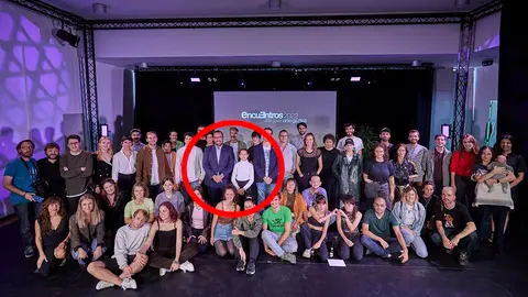 Javier Rem&iacute;rez y su hija, en un acto institucional del Gobierno de Navarra en una foto facilitada por el propio Ejecutivo foral 03