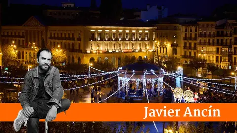 Encendido de la iluminaci&oacute;n navide&ntilde;a 2022 en Pamplona. PABLO LASAOSA