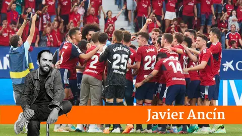 Celebraci&oacute;n de la clasificaci&oacute;n de Osasuna para la Conference League tras la victor&iacute;a frente al Girona FC (2-1) en el &uacute;ltimo partido de la Liga Santander disputado en el estadio de El Sadar en Pamplona. I&Ntilde;IGO ALZUGARAY