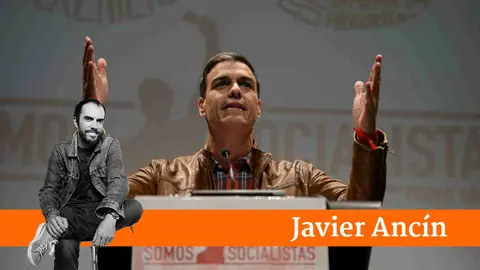 Pedro Sánchez, en Burlada, con socialistas navarros en un acto de campaña a la secretaría general. PABLO LASAOSA 17 (1)
