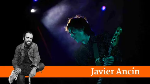 Dani Ulecia, bajista del grupo pamplon&eacute;s "El columpio asesino". DANIEL FERN&Aacute;NDEZ