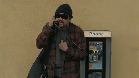 Leonardo DiCaprio en la ganadora de la noche, 'Una batalla tras otra'.