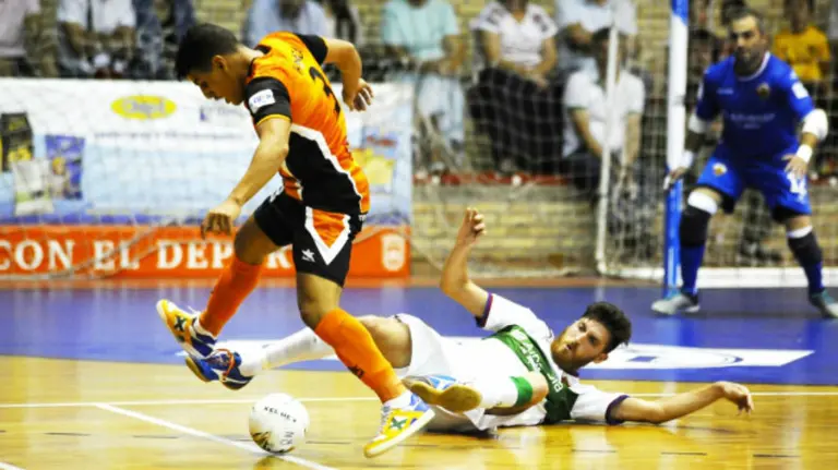 Hamza (Aspil Vidal) en acción.