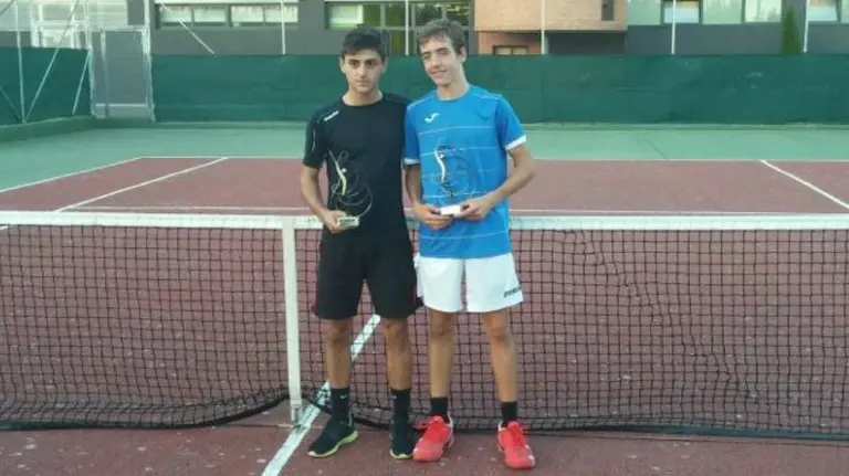 Finalistas del torneo jugado en Calahorra.
