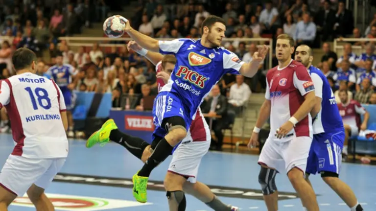 Niko Mindeguía en acción.