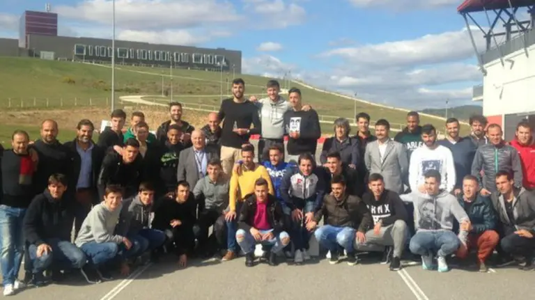 Plantilla de Osasuna en el circuito de Navarra.