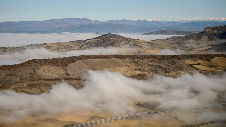 Niebla desde los alto de la Higa de Monreal. PABLO LASAOSA 04