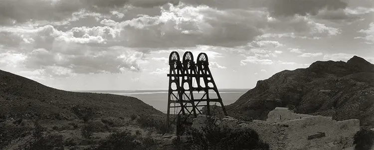 Ana Torralva, Mina Obdulia con la playa Gorguel al fondo, 1997
