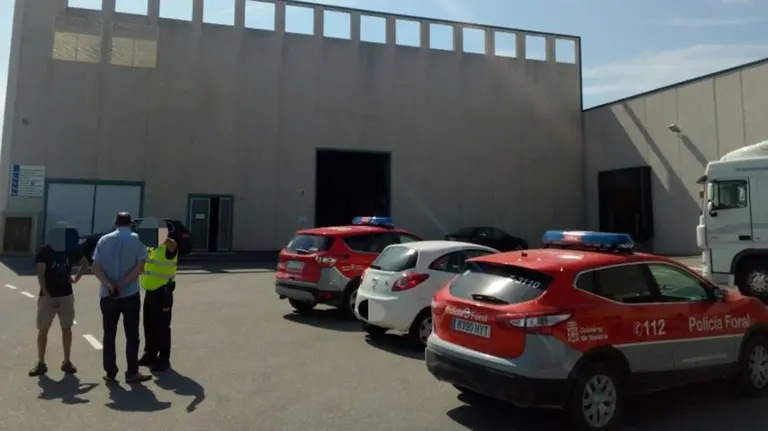 Accidente laboral en Papelera del Ebro POLIC&Iacute;A FORAL