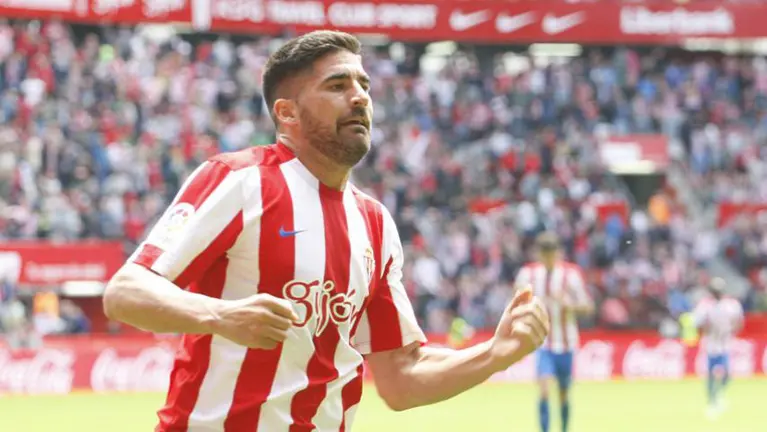 Carlos Carmona es jugador del Sporting. La Liga.