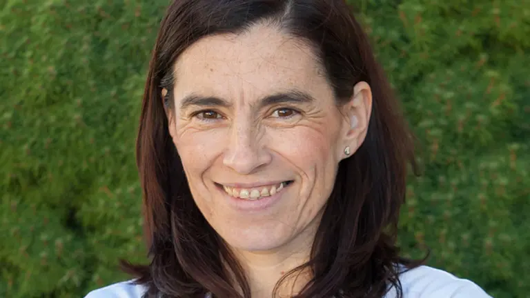 La doctora Marta Alonso recibe una de las becas cientificas mas prestigiosas de la Unión Europea para apoyar su investigación sobre tumores infantiles CLÍNICA UNIVERSIDAD DE NAVARRA