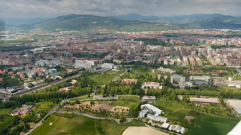 Una vista panor&aacute;mica del campus de la Universidad de Navarra en Pamplona.