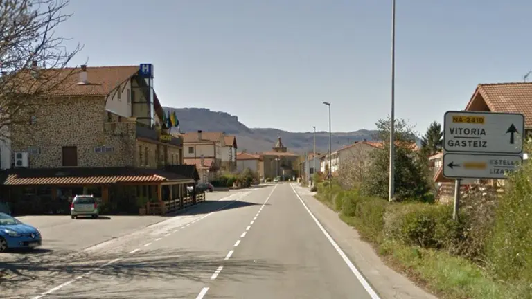 Imagen de archivo de la carretera que cruza Arbizu ARCHIVO