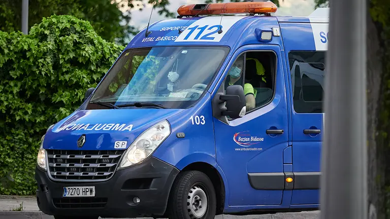 Una ambulancia del 112 entra en el Complejo Hospitalario de Navarra durante a Pandemia Covid-19  en Abril 28, 2020 en Pamplona, Navarra, Espa&ntilde;a

Una ambulancia del 112 entra en el Complejo Hospitalario de Navarra durante a Pandemia Covid-19  en Abril 28, 2020 en Pamplona, Navarra, Espa&ntilde;a


28/4/2020