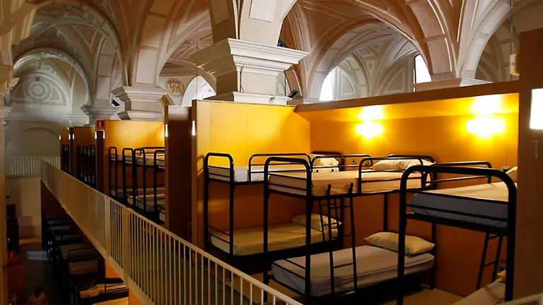 Albergue Jes&uacute;s y Mar&iacute;a de Pamplona. AYUNTAMIENTO DE PAMPLONA