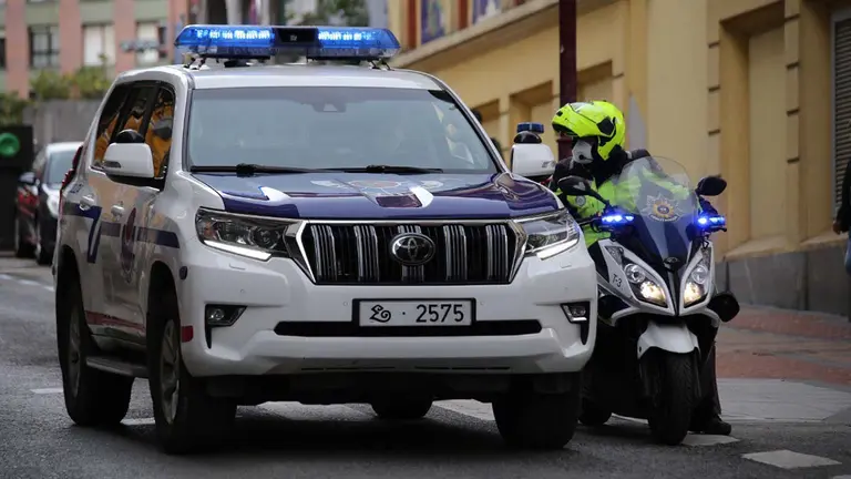 Agentes de la Ertzaintza. TWITTER