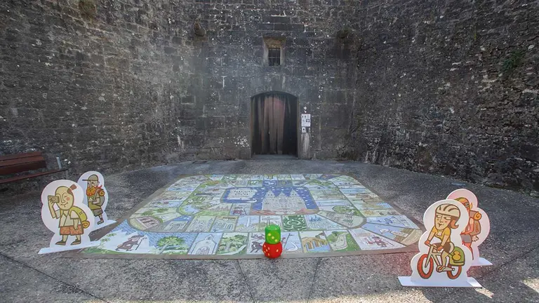 Juego de la oca en el Fortín de San Bartolomé. AYUNTAMIENTO DE PAMPLONA