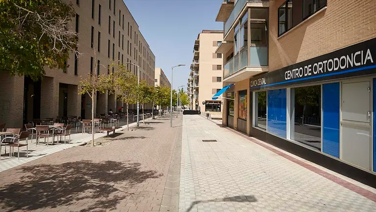 Calle Bardenas Reales de Sarriguren. PABLO LASAOSA