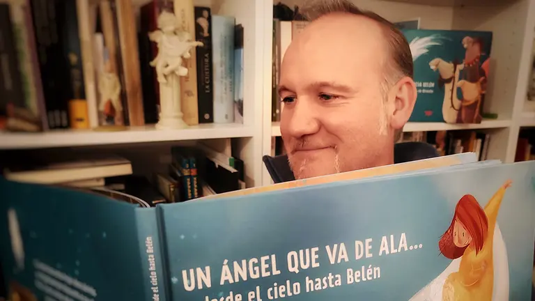 El escritor navarro Herv&eacute; Al&uacute;stiza presenta su nuevo cuento infantil de Navidad. CEDIDA