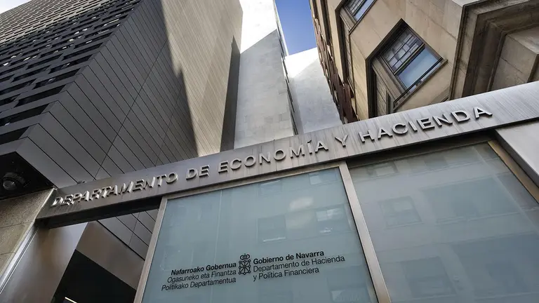 Sede del Departamento de Economía y Hacienda del Gobierno de Navarra - GOBIERNO DE NAVARRA - Archivo
