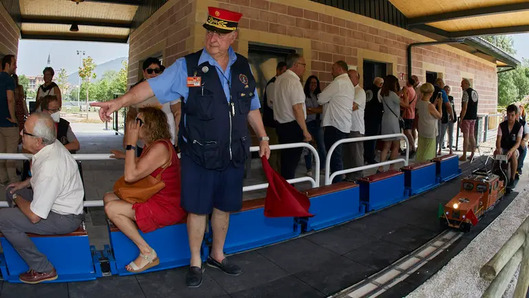 Inauguraci&oacute;n del Centro de Interpretaci&oacute;n del Ferrocarril y de las V&iacute;as Verdes de Trinitarios en el Paseo Kosterapea de Pamplona. I&Ntilde;IGO ALZUGARAY