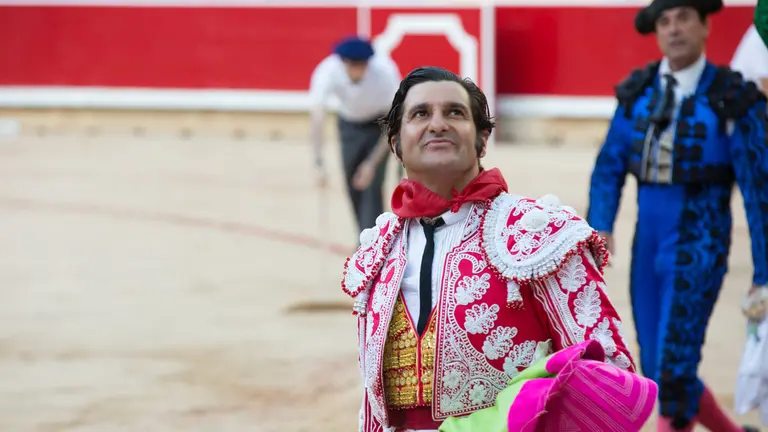 Primera corrida de la Feria del Toro de San Ferm&iacute;n 2022 con toros de N&uacute;&ntilde;ez del Cuvillo para Morante de la Puebla, El Juli y Roca Rey y un toro de El Capea para Hermoso de Mendoza en la celebraci&oacute;n del centenario del coso pamplon&eacute;s. ALEJANDRO VELASCO