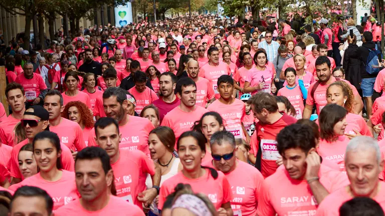 XI Carrera solidaria contra el c&aacute;ncer de mama en Pamplona organizada por la asociaci&oacute;n Saray. I&Ntilde;IGO ALZUGARAY