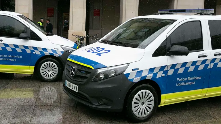 Polic&iacute;a Municipal estrena diez furgones adquiridos en contrato de alquiler para cuatro a&ntilde;os