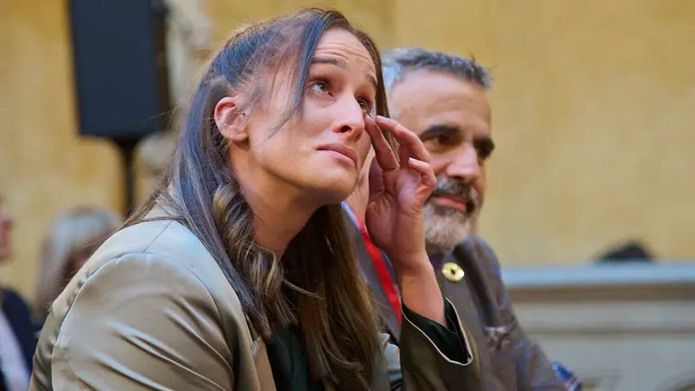 El Gobierno de Navarra ha entregado la Medalla de Oro al M&eacute;rito Deportivo 2022 a la jugadora de balonmano Nerea Pena Abaurrea (en la imagen) por su destacada trayectoria en diferentes clubes nacionales y extranjeros, as&iacute; como con la selecci&oacute;n espa&ntilde;ola absoluta. EFE/I&ntilde;aki Porto