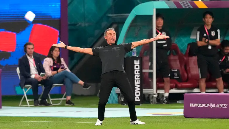 Luis Enrique durante el partido 
de Espa&ntilde;a frente a Jap&oacute;n en el Mundial de Qatar. Photo: Nick Potts/PA Wire/dpa