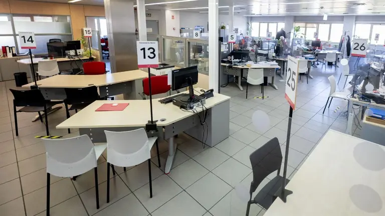 Archivo - Vista general de una oficina de empleo. - Alberto Ortega - Europa Press - Archivo