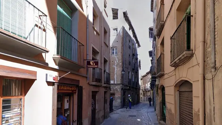 Calle R&uacute;a de Tudela, en la que se encontraba el piso desalojado. GOOGLE MAPS