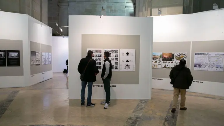 La sala de exposiciones del Monumento a los Ca&iacute;dos ha abierto con una exposici&oacute;n sobre el edificio. CEDIDA